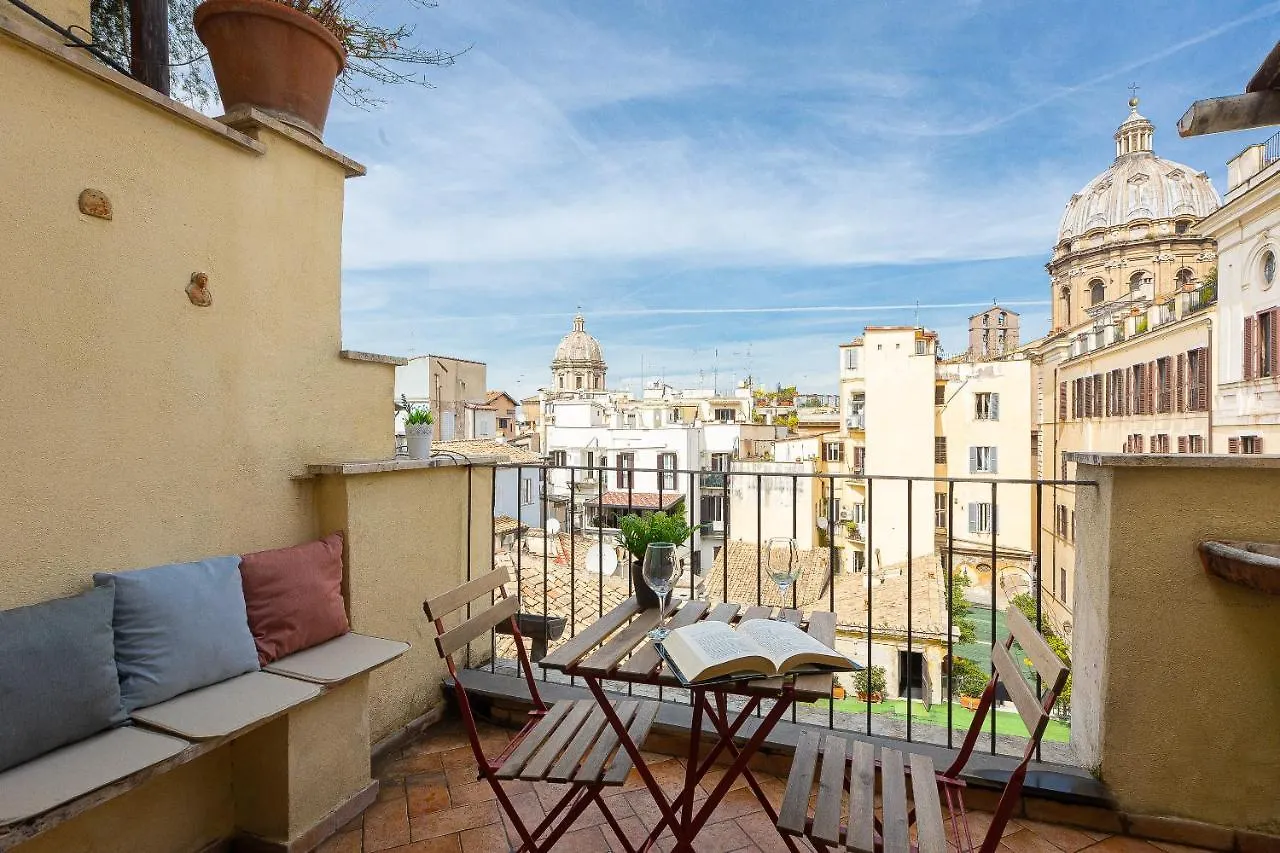 Campo De' Fiori Penthouse-Rental In ローマ 0*,